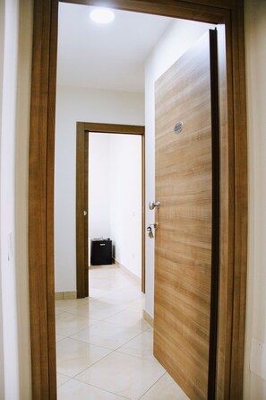 Habitació quàdruple clàssica, amb bany privat, vistes al pati