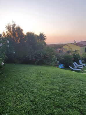 Property grounds - Villa with private pool and sea view (Stintino)