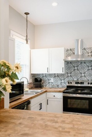 House (616 S. Converse St. (Left Side)) | Private kitchen | Fridge, microwave, stovetop, dishwasher