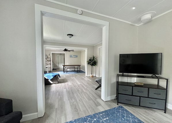 Smart TV, stereo