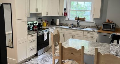 Northside Cape 2 bedroom with a large loft!