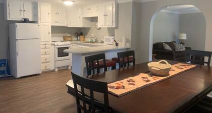 Tranquil Country Home with Beautiful Crowders Mountain View