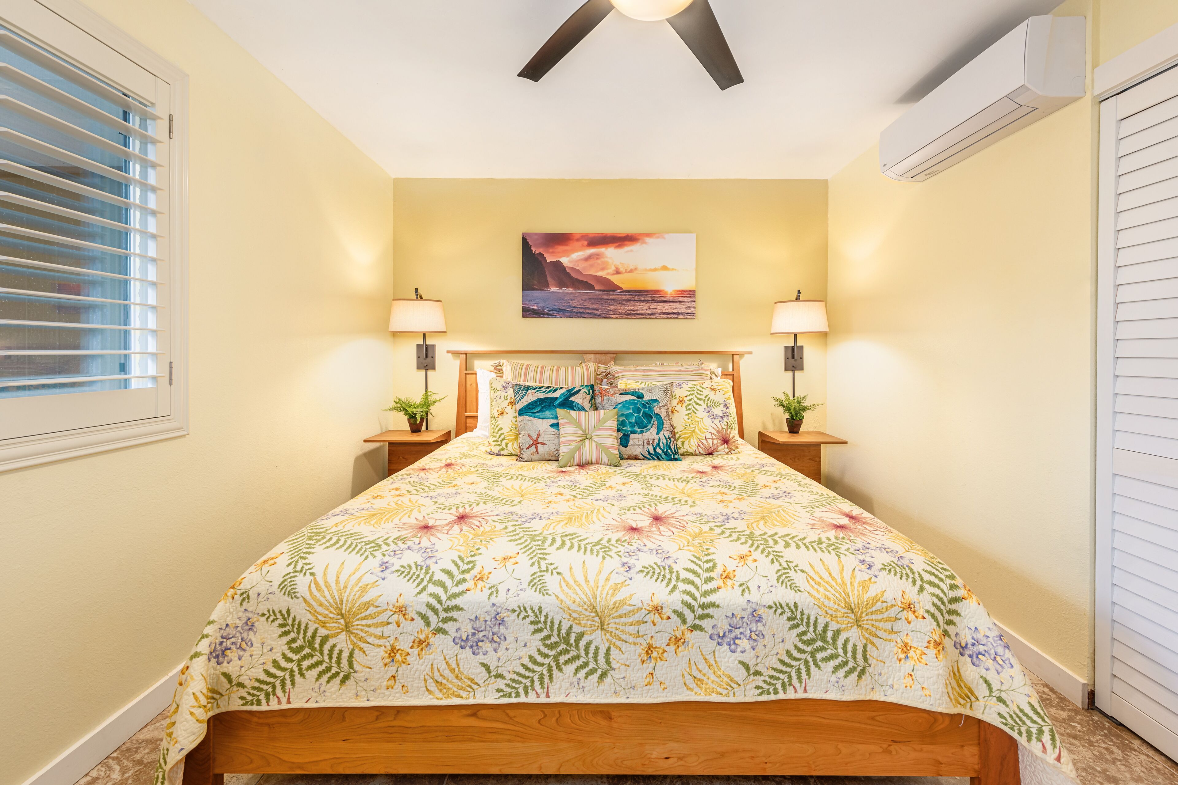 1 soverom, safe på rommet, strykejern/-brett og reiseseng for barn