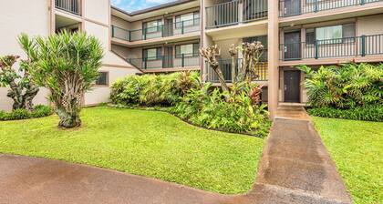 Ocean Front, Ground Level 1 Bedroom with King, Sleeps 4, with Cold AC