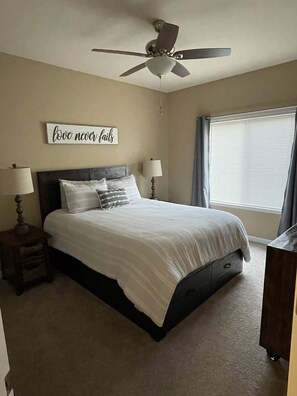 4 bedrooms, free WiFi, bed sheets, wheelchair access