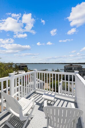 Property grounds - Relax at the Beach over looking the Bay (Ocean View)