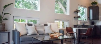 Modern guesthouse in downtown TR