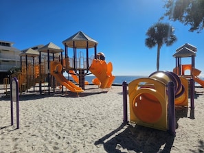 Children's area - Nature's Landing A104 Prettiest Condo in Town! (Cedar Key)