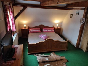 3 chambres, Wi-Fi gratuit, draps fournis