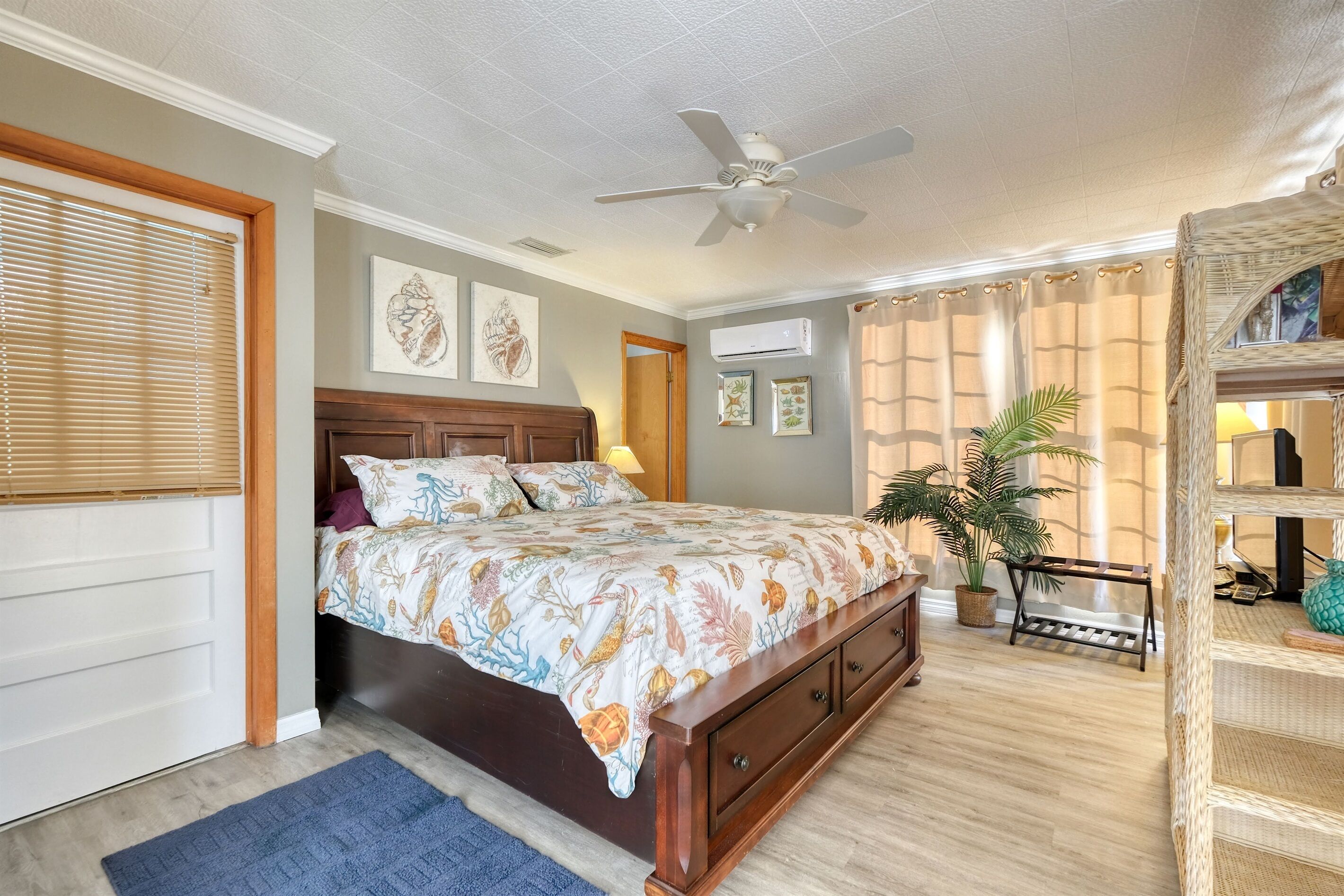 3 soverom, strykejern/-brett, reiseseng for barn og wi-fi (inkludert)