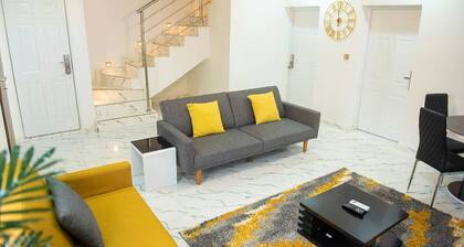 Luxury 3 Bedroom Apartment With Wifi