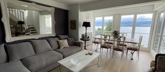 Unique duplex with breathtaking view of the port of Yvoire