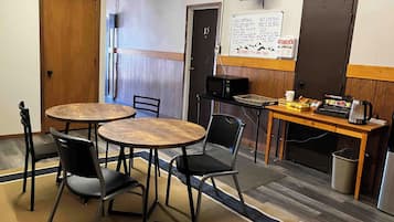 Basic Double Room, 1 Double Bed | WiFi (free), bed sheets