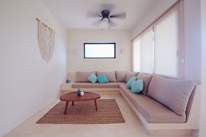 42-inch Smart TV with digital channels, TV
