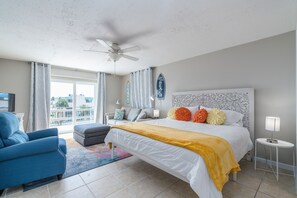 2 Schlafzimmer, Schreibtisch, Bügeleisen/Bügelbrett, kostenloses WLAN