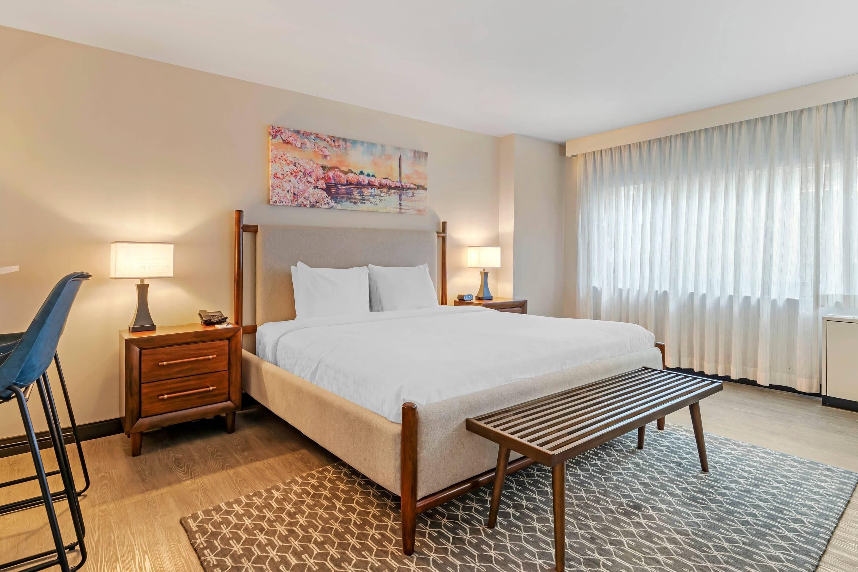 Standard Room, 1 King Bed, Non Smoking | Frette Italian sheets, premium bedding, down comforters