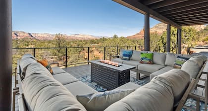 Breathtaking Views, High End Spacious Home In A Peaceful Location!