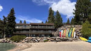 コンドミニアム ベッド (複数台) (Beach-N-Ski Condo) | 外観