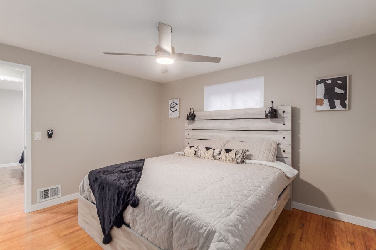 3 chambres, bureau, fer et planche à repasser, Wi-Fi gratuit