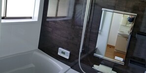 Basic Condo, Non Smoking | Bathroom