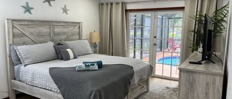 4 bedrooms, iron/ironing board, free WiFi, bed sheets