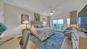 3 bedrooms, desk, iron/ironing board, WiFi