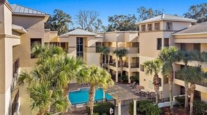 Outdoor pool - Spacious 2 BR Condo in Amelia Tennis Villas at Amelia Plantation (Fernandina Beach)