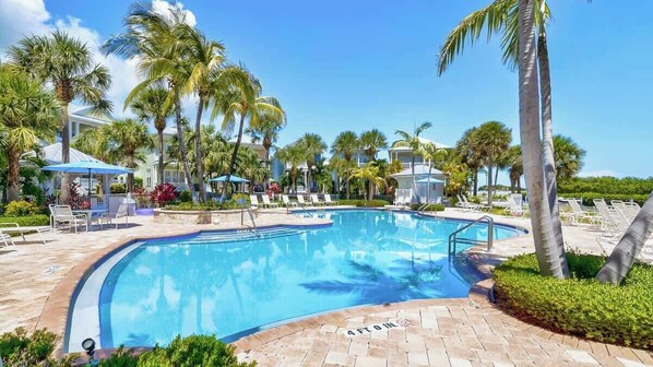 Outdoor pool, a heated pool