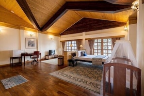 Villa, 1 Schlafzimmer (Makaibari) | Pillowtop-Betten, Verdunkelungsvorhänge, Bügeleisen/Bügelbrett