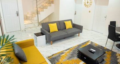 Luxury 3 Beds Apart - 24Hrs Elect/WIFI/Security