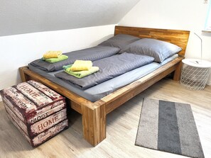 3 habitaciones, tabla de planchar con plancha y wifi gratis 