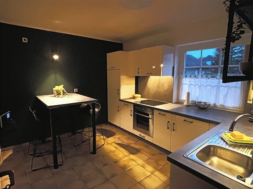 Ferienhaus am See mit Garten und Terrasse