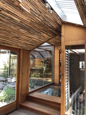 Interior - Artist Zen Retreat in the Heart of Tucson (Tucson)