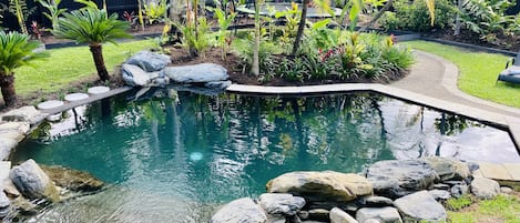 Piscine extérieure, piscine chauffée
