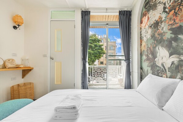 經典雙人房, 露台 | 獨特設計、手提電腦工作空間、免費 Wi-Fi、床單