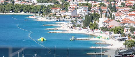 Apartment, 3 Bedrooms, Balcony, City View | Beach