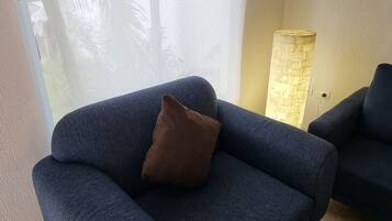 House, 2 Bedrooms, Accessible, Patio | Interior