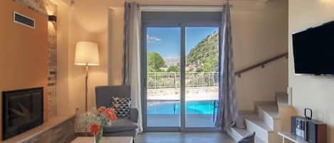 Villa, 4 Bedrooms, Private Pool | Living area