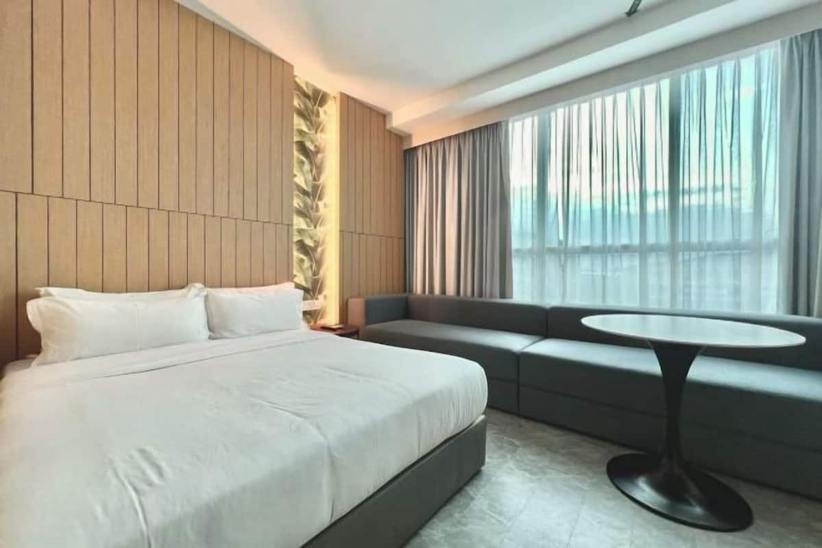 1 bedroom, hypo-allergenic bedding, free WiFi, bed sheets