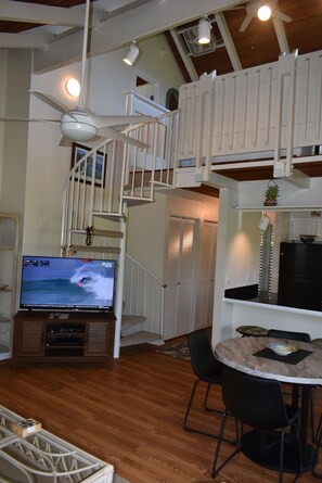 Smart TV -  Renovated, Air Conditioned 2nd Floor Princeville Condo
Has Primary BdRm & Loft (Princeville)