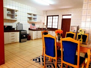 In-room dining - Stay.Plus Furaha Apartment Nyali (Mombasa)