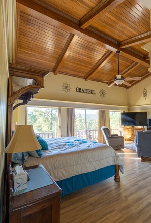 5 bedrooms, iron/ironing board, free WiFi, bed sheets