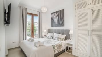 5 habitaciones, tabla de planchar con plancha y wifi gratis