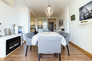 Dining - Modern Apartment in Los Boliches with Shared Pool, Balcony & Wi-Fi (Fuengirola)