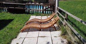 Property grounds - Studio Apartment Olivo Casa Demonti with Mountain View, Pool, Terrace & Wi-Fi (Tignale)