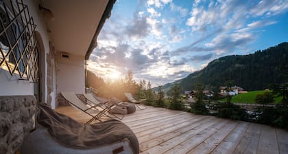 Hotel Ferienwohnung "Monte 44" mit Bergblick, Sauna & WLAN