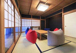 Basic House, Non Smoking | 4 bedrooms, premium bedding, down comforters, memory foam beds - Villa Liberte Hakone Gora (Hakone)