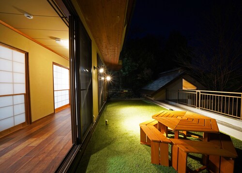 客室内のダイニングエリア