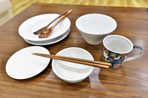 客室内のダイニングエリア