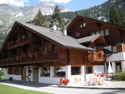 Monterosa Residence Hotel